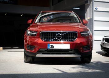 Volvo XC40 im Vergleich
