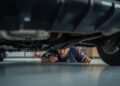 GPS-Tracker im Auto finden: Fahrzeugprüfung in Mainz
