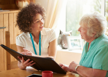 Wichtige Fragen, bevor Sie einen Pflegedienst in Lüdenscheid wählen